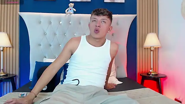 Snapshot of Dark_Nico chatting on 02-20-26, 03:58 Dark Nico online show from 02-20-26, 03:58