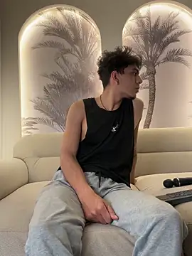 abrilandjulian online show from 04-03-26, 12:03