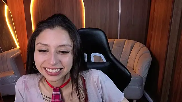 Snapshot of Hadda_crazy_b chatting on 02-19-26, 03:13 Hadda crazy b online show from 02-19-26, 03:13