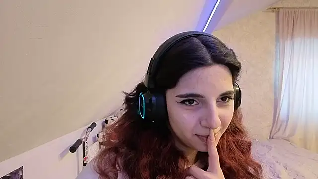 Snapshot of Blissmissataeses chatting on 02-19-26, 11:17 Blissmissataeses online show from 02-19-26, 11:17