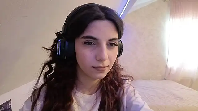 Snapshot of Blissmissataeses chatting on 02-27-26, 09:31 Blissmissataeses online show from 02-27-26, 09:31