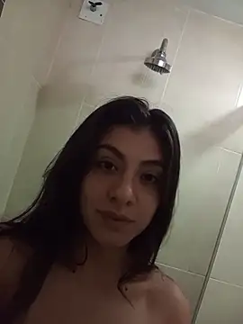 Snapshot of Arianna_C chatting on 02-20-26, 05:35 Arianna C online show from 02-20-26, 05:35