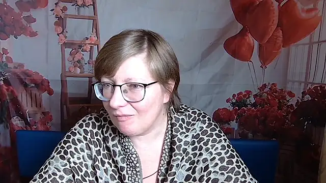 Snapshot of RadaChudna chatting on 02-25-26, 05:50 RadaChudna online show from 02-25-26, 05:50