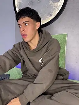 Snapshot of Lucian-greyy chatting on 02-15-26, 08:02 Lucian-greyy online show from 02-15-26, 08:02