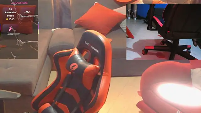 Snapshot of Helensex1 chatting on 02-14-26, 11:23 Helensex1 online show from 02-14-26, 11:23