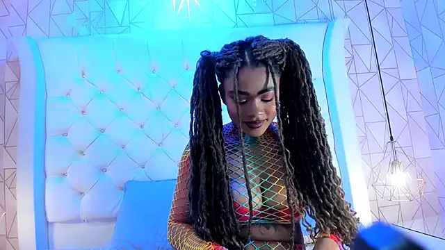 Snapshot of Malikasoleil chatting on 03-01-26, 05:31 Malikasoleil online show from 03-01-26, 05:31