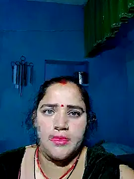 Snapshot of SONY_BABY chatting on 02-14-26, 04:04 SONY BABY online show from 02-14-26, 04:04