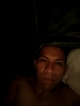 Snapshot of yisusalejo chatting on 02-15-26, 07:51 yisusalejo online show from 02-15-26, 07:51