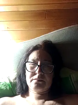 Snapshot of Vikimoon11211 chatting on 02-20-26, 07:36 Vikimoon11211 online show from 02-20-26, 07:36