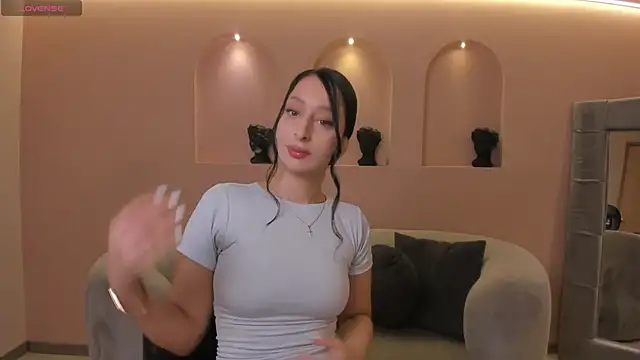 Snapshot of AmaraDivine chatting on 02-20-26, 11:54 AmaraDivine online show from 02-20-26, 11:54