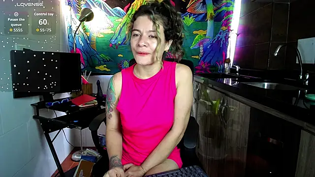 Snapshot of oriana_thomson01 chatting on 04-27-26, 04:27 oriana thomson01 online show from 04-27-26, 04:27