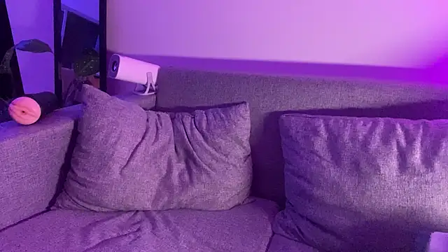 Snapshot of Heytincho chatting on 02-23-26, 07:17 Heytincho online show from 02-23-26, 07:17