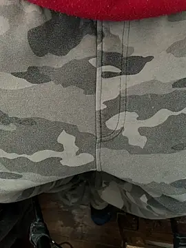 Snapshot of Outdoorsman13 chatting on 02-18-26, 04:58 Outdoorsman13 online show from 02-18-26, 04:58