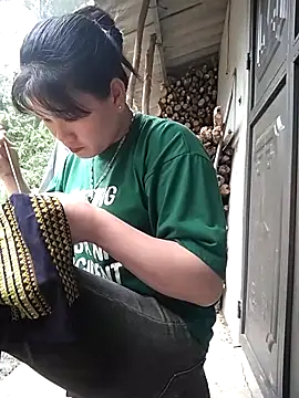 Snapshot of Baby_flower_1 chatting on 02-22-26, 12:56 Baby flower 1 online show from 02-22-26, 12:56