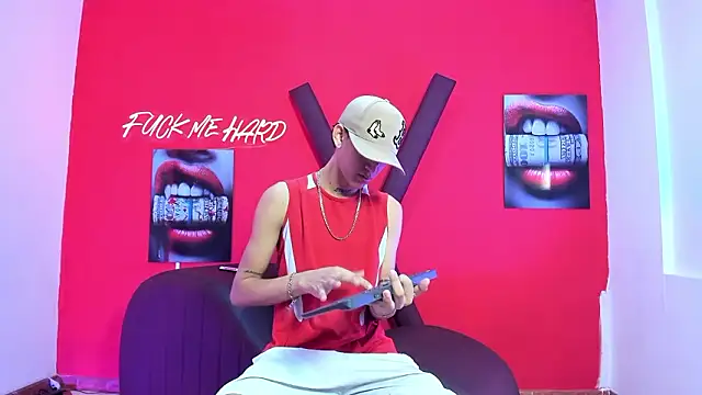 BOYS PLAY online show from 02-18-26, 01:18