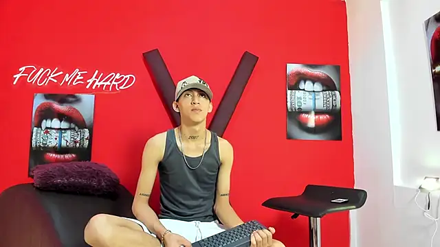 BOYS PLAY online show from 02-20-26, 01:22