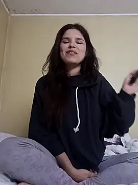 Snapshot of paradise2 chatting on 02-16-26, 01:24 paradise2 online show from 02-16-26, 01:24