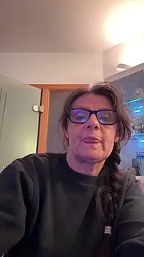 Dance Lady online show from 03-29-26, 07:47