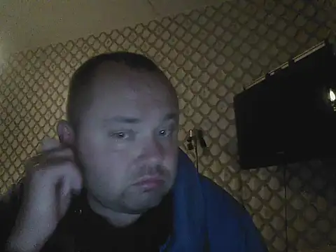 Snapshot of Rob1874 chatting on 02-23-26, 04:15 Rob1874 online show from 02-23-26, 04:15