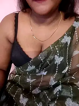 Snapshot of Sravani_ chatting on 02-18-26, 07:15 Sravani online show from 02-18-26, 07:15