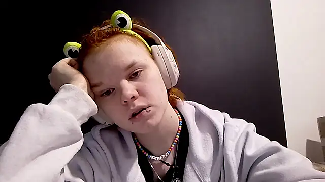 CurlaPettyBom online show from 02-21-26, 08:15