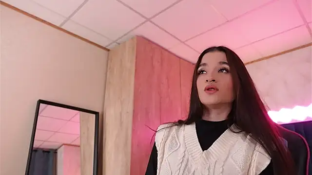 Snapshot of LucyDeLuca chatting on 03-02-26, 07:59 LucyDeLuca online show from 03-02-26, 07:59