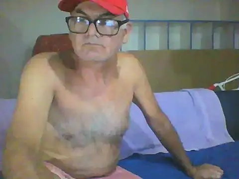 Snapshot of venus-marte chatting on 02-18-26, 06:53 venus-marte online show from 02-18-26, 06:53