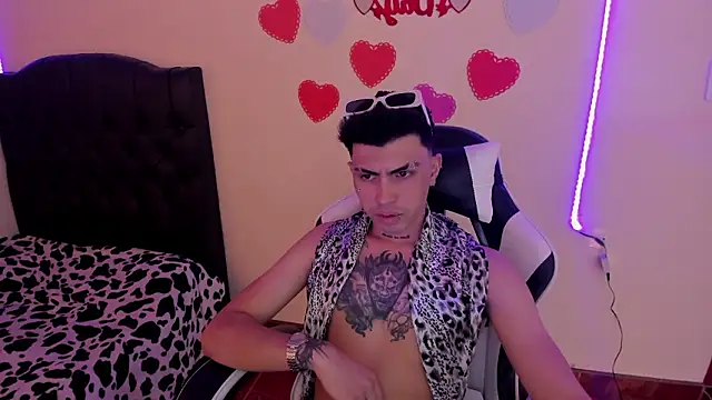 Dark Hunder online show from 02-23-26, 10:07