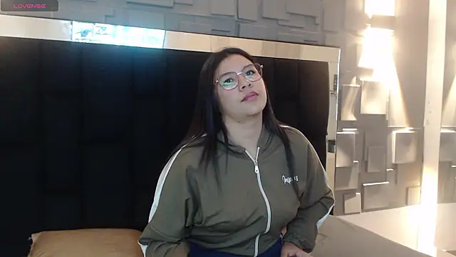 Snapshot of belen_green chatting on 02-26-26, 10:47 belen green online show from 02-26-26, 10:47