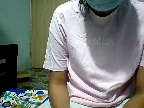 Snapshot of Mahak888 chatting on 02-18-26, 07:21 Mahak888 online show from 02-18-26, 07:21