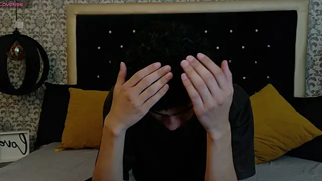 Snapshot of Dark_Sultan chatting on 02-27-26, 08:09 Dark Sultan online show from 02-27-26, 08:09