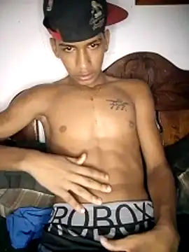 Snapshot of dan30_cm chatting on 02-28-26, 04:46 dan30 cm online show from 02-28-26, 04:46