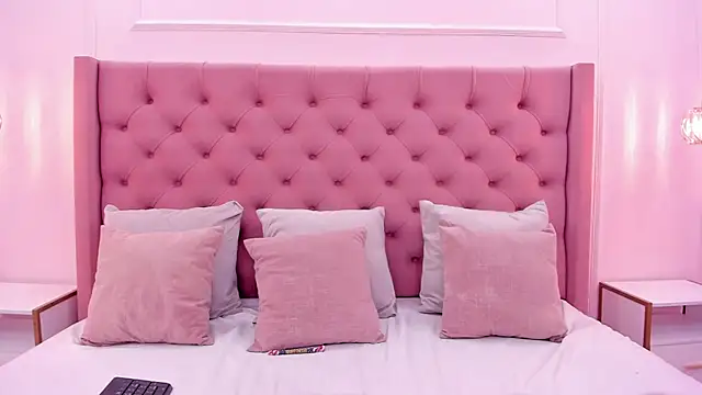 Snapshot of _gaby_blake_ chatting on 02-26-26, 02:16 gaby blake online show from 02-26-26, 02:16