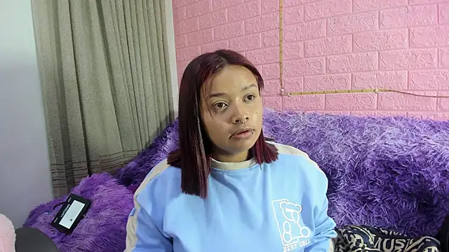 Snapshot of Sienna_Lux01 chatting on 02-21-26, 11:11 Sienna Lux01 online show from 02-21-26, 11:11