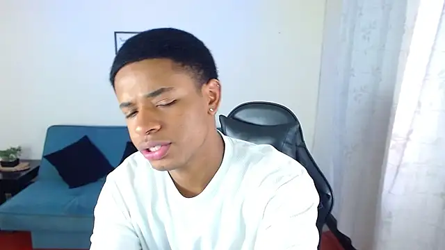 Snapshot of liiam3 chatting on 02-25-26, 08:51 liiam3 online show from 02-25-26, 08:51