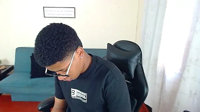 liiam3 online show from 03-19-26, 09:41