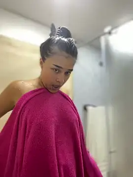 Snapshot of I_Samanthaa chatting on 02-17-26, 10:16 I Samanthaa online show from 02-17-26, 10:16