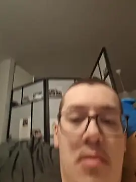 zataeidhagen online show from 02-18-26, 04:08