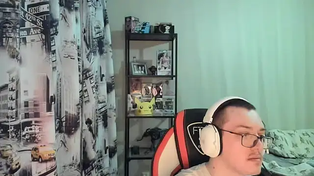 zataeidhagen online show from 02-18-26, 06:04