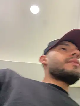 Snapshot of katasanz chatting on 02-26-26, 01:43 katasanz online show from 02-26-26, 01:43