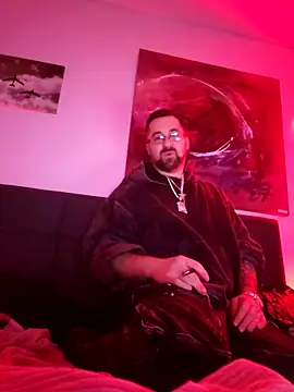 LargeLith online show from 02-25-26, 12:09