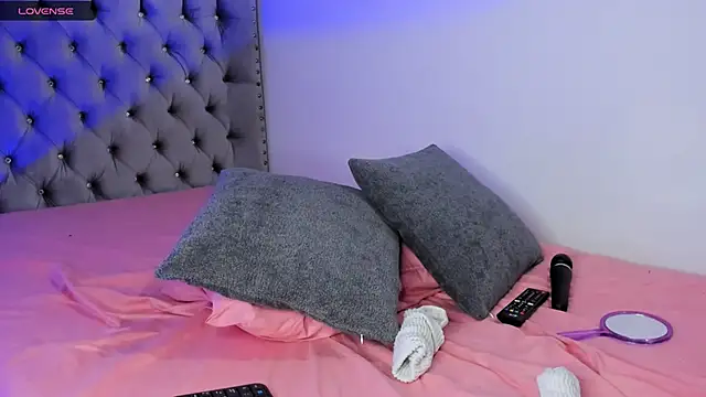 eva cutee  online show from 04-10-26, 12:16