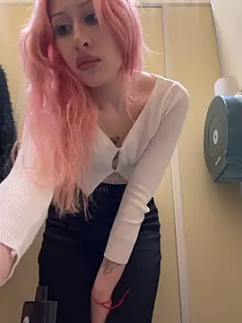 Snapshot of VelvetPulse2 chatting on 02-26-26, 05:23 VelvetPulse2 online show from 02-26-26, 05:23