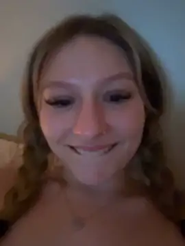 Snapshot of hyperafterdark chatting on 02-22-26, 05:30 hyperafterdark online show from 02-22-26, 05:30