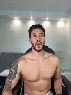 Snapshot of evans_campbell1 chatting on 02-21-26, 11:28 evans campbell1 online show from 02-21-26, 11:28