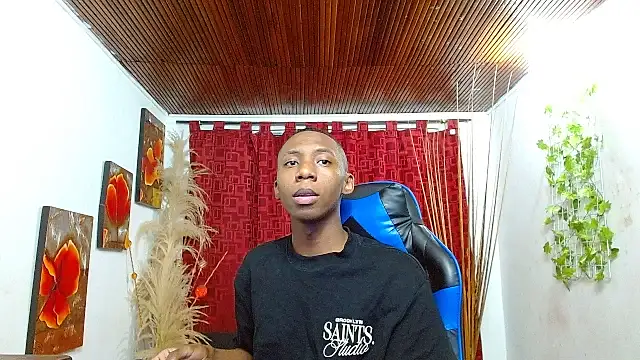 Snapshot of milo018 chatting on 03-03-26, 07:53 milo018 online show from 03-03-26, 07:53