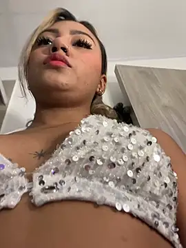 Dulce Sofi  online show from 02-19-26, 07:43