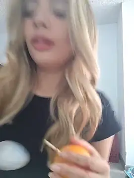 Snapshot of Bebitafiu69 chatting on 02-20-26, 04:29 Bebitafiu69 online show from 02-20-26, 04:29