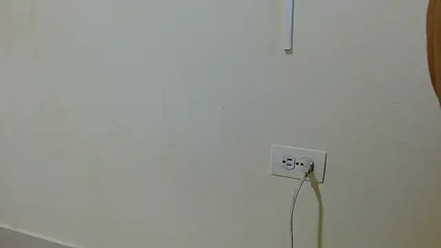 valkahot20 online show from 04-18-26, 09:02