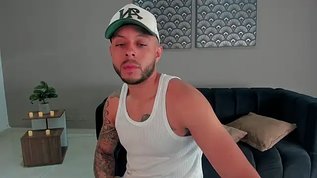 Snapshot of Daniel_kingx chatting on 02-20-26, 11:54 Daniel kingx online show from 02-20-26, 11:54